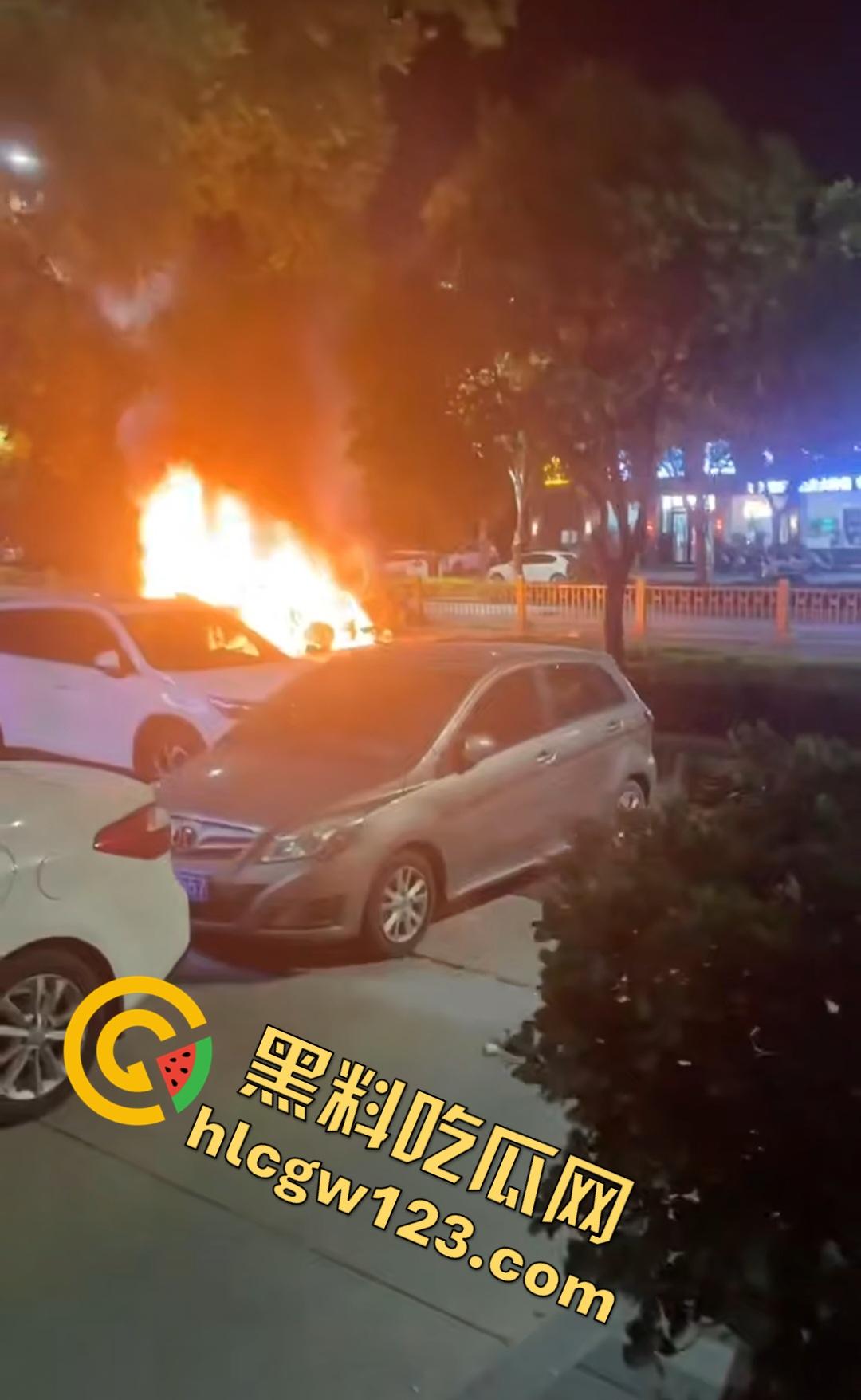 山西运城大哥刚嫖完娼就车祸？大哥刚灌完洗浴妹子出门，立马醉驾奥迪A6猛撞垃圾车！  第4张