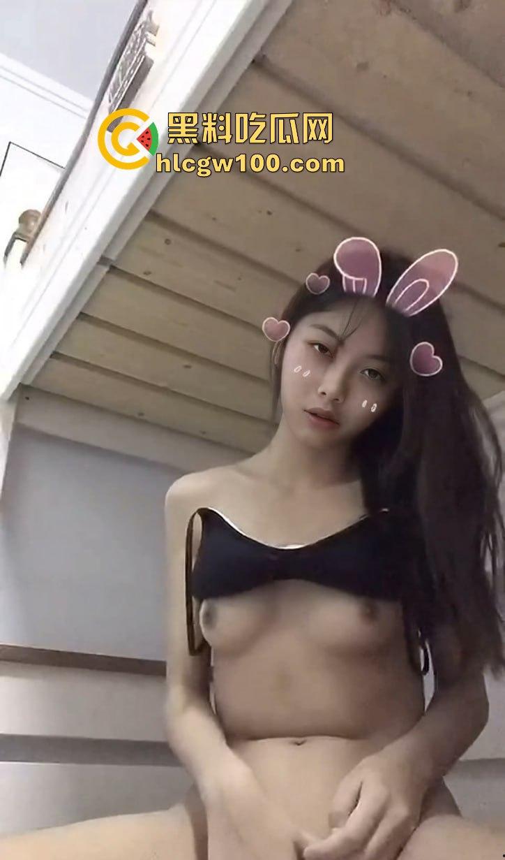 河北艺术学院大一学妹【黄乐颖】不雅视频被爆出，反差骚母狗自慰勾引金主吐金币。  第11张