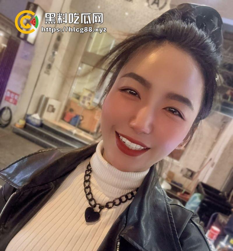 台湾小麦色健身女【你的小太阳】付费资源流出，极品蜜桃臀疯狂榨精，高潮时全身都在颤抖！  第3张