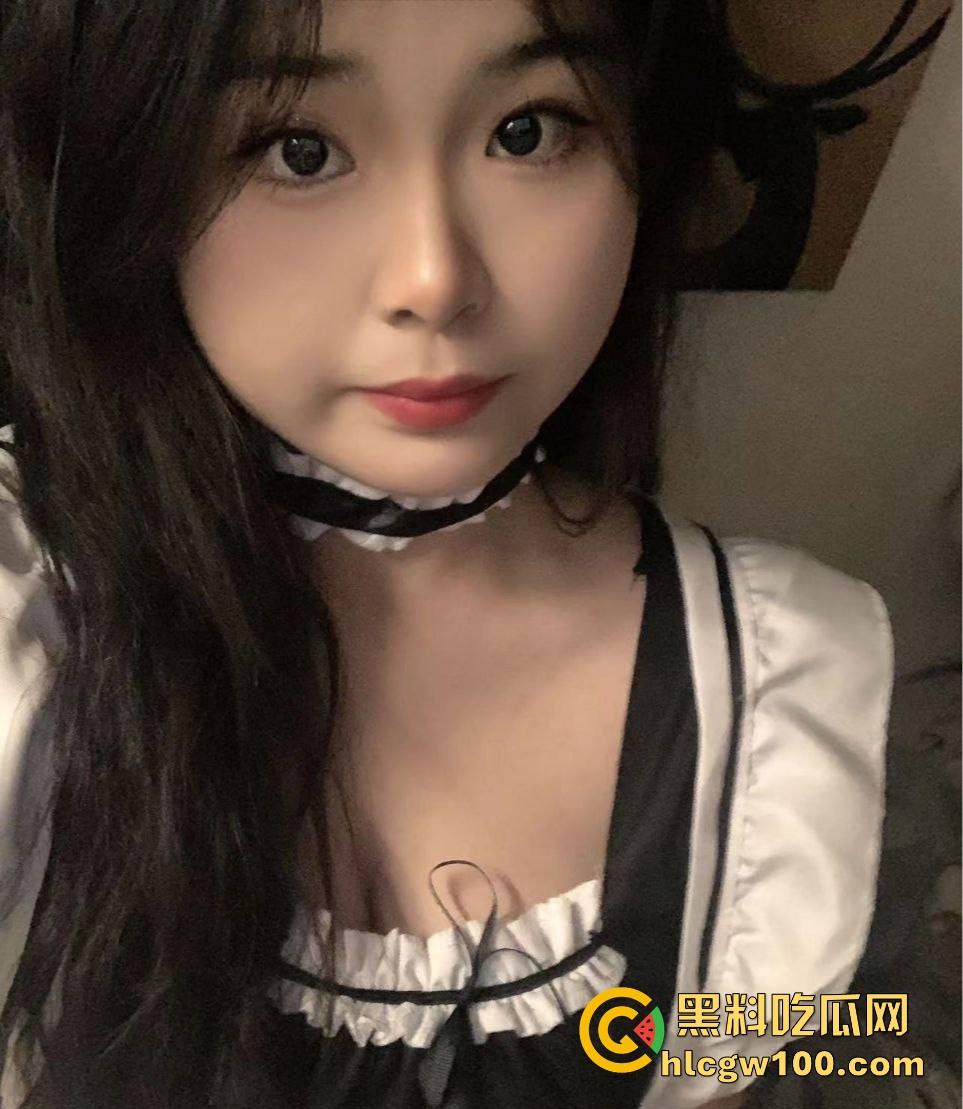 嫩出水的十九岁，晋城高中清纯妹两千元被金主拿下，全裸扣逼白浆四溢，两颗大奶摇摇欲坠小编都馋了！  第6张