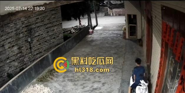不是哥们电瓶车你也不放过吗？是哪位瓜友速速站出来，趁小姐姐不在射她车座是吧！射完头也不回！  第5张