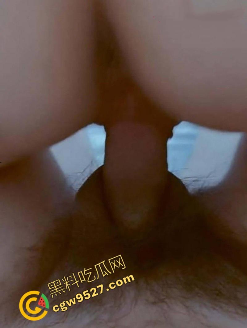 海角乱伦禁忌情欲之姐弟恋！观音坐莲式爆操亲姐，巨乳升级淫水泛滥，饥渴紧致嫩穴疯狂吸吮！  第5张