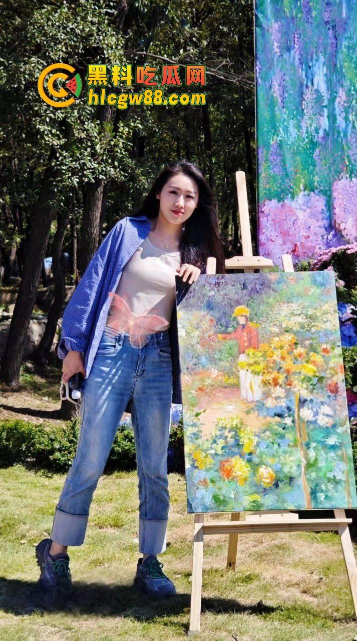 山东泰山驴友『吴昕』被狼友调教，反差婊母狗本性觉醒，黑丝撕裂淫水横流，彻底臣服狼友的暴力操弄！  第2张