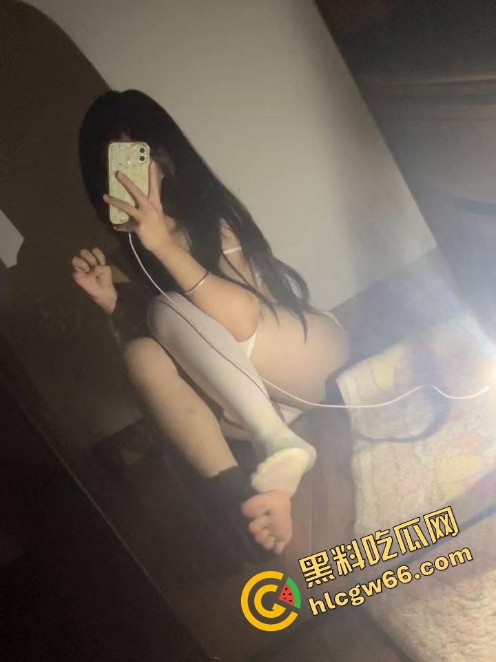 江西赣州翻车妹『李梅』刚毕业几个月就在家扮嫩发骚，双马尾奶子乱抖，小穴湿得都能榨豆浆！  第3张