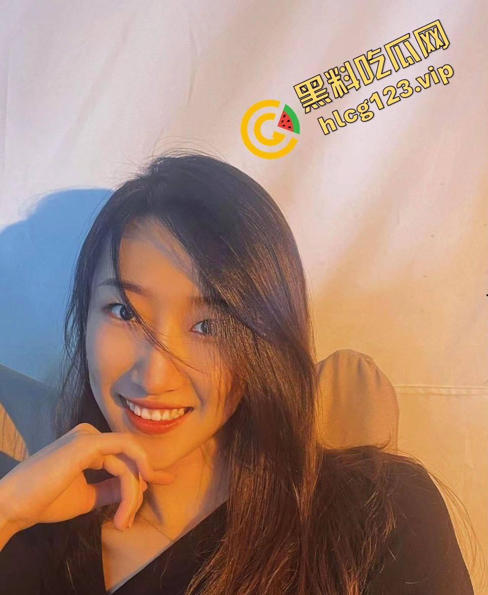 郑州情侣做爱视频意外流出！清纯妹子玩得花样百出，扶镜后入口爆还写字，骚得不要不要的！  第7张