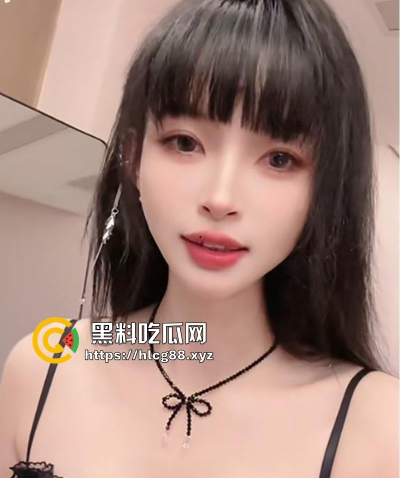 台湾骚货调教师【王竹子】在线传授私密SM经验 真空街头游荡分享性爱调教历程  第8张