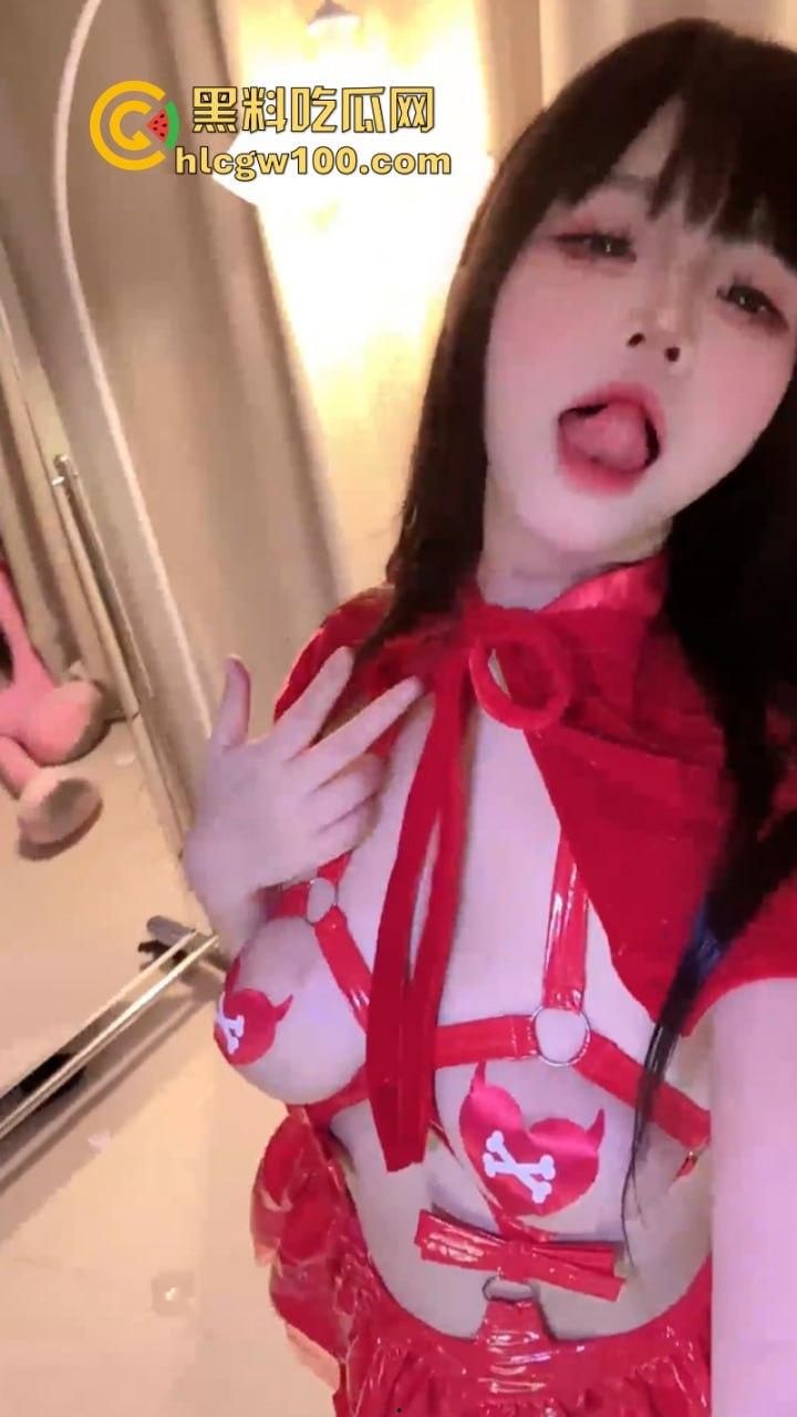 顶级微胖嫩妹【幼态Baby】大尺度定制私拍 丰腴胴体浑圆巨乳 自慰插穴娇喘诱人  第2张