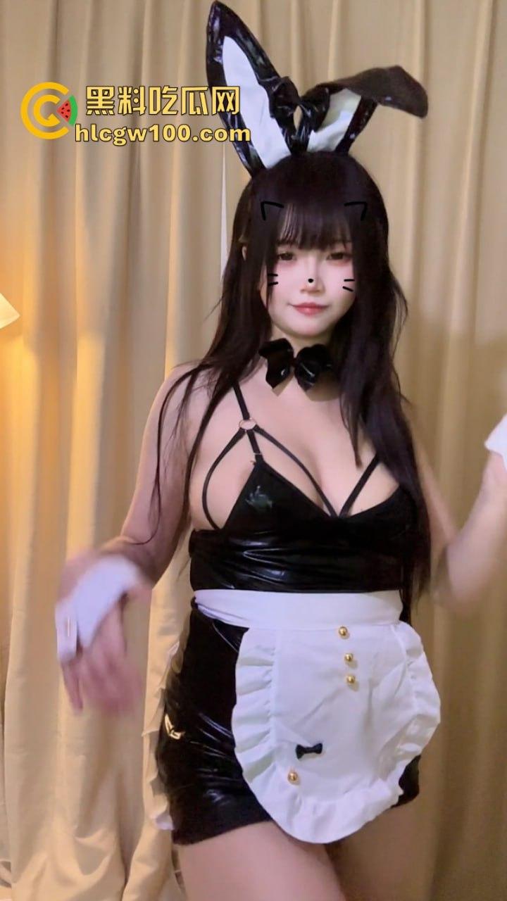 顶级微胖嫩妹【幼态Baby】大尺度定制私拍 丰腴胴体浑圆巨乳 自慰插穴娇喘诱人  第3张