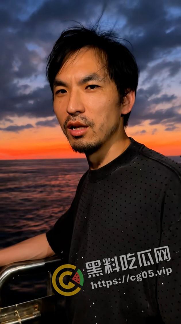 全网千万粉丝主播【铁头】直播自爆自己的嫖娼经历 还洋洋得意说男人都嫖过  人设崩塌 账号封禁 直播切片流出 第7张