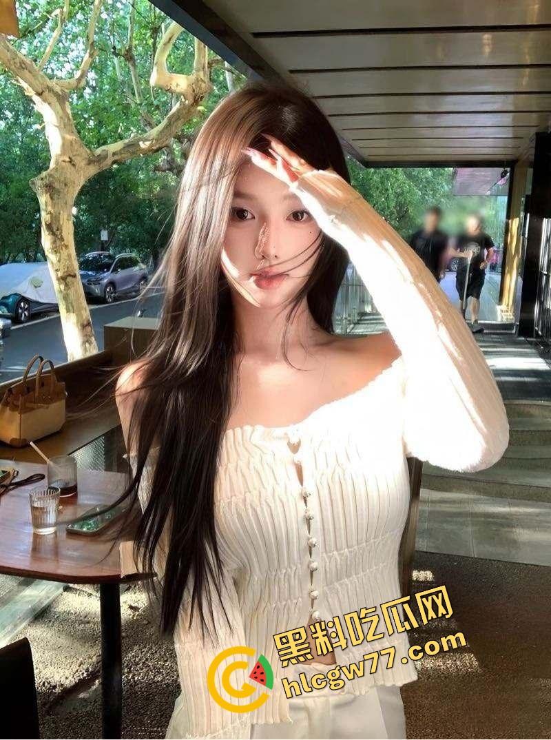 成都金牛妇幼保健院母婴室变炮房，狗男女当场开操高潮，里面干着外面拍着全程录下！  第1张