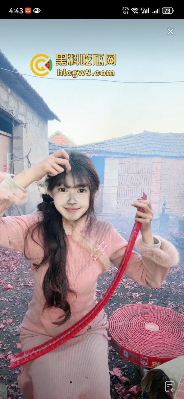 抖音主播『婉婉』炮厂认证主播边直播边放鞭炮，嘉年华狂刷鞭炮狂炸，大哥们这电子养蛊玩法真是太炸裂了！  第3张