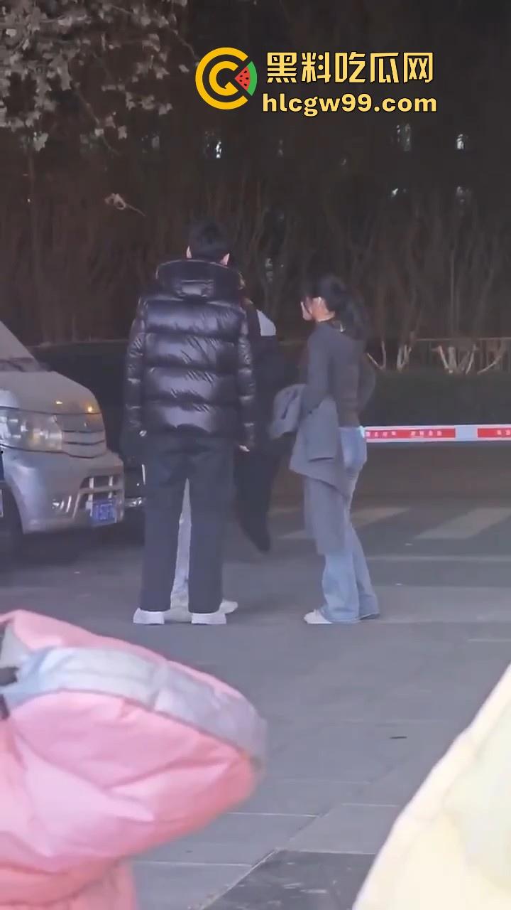 趁好兄弟出差深夜约其女友吃火锅，不料兄弟当场对质，出个差家给偷了！  第8张