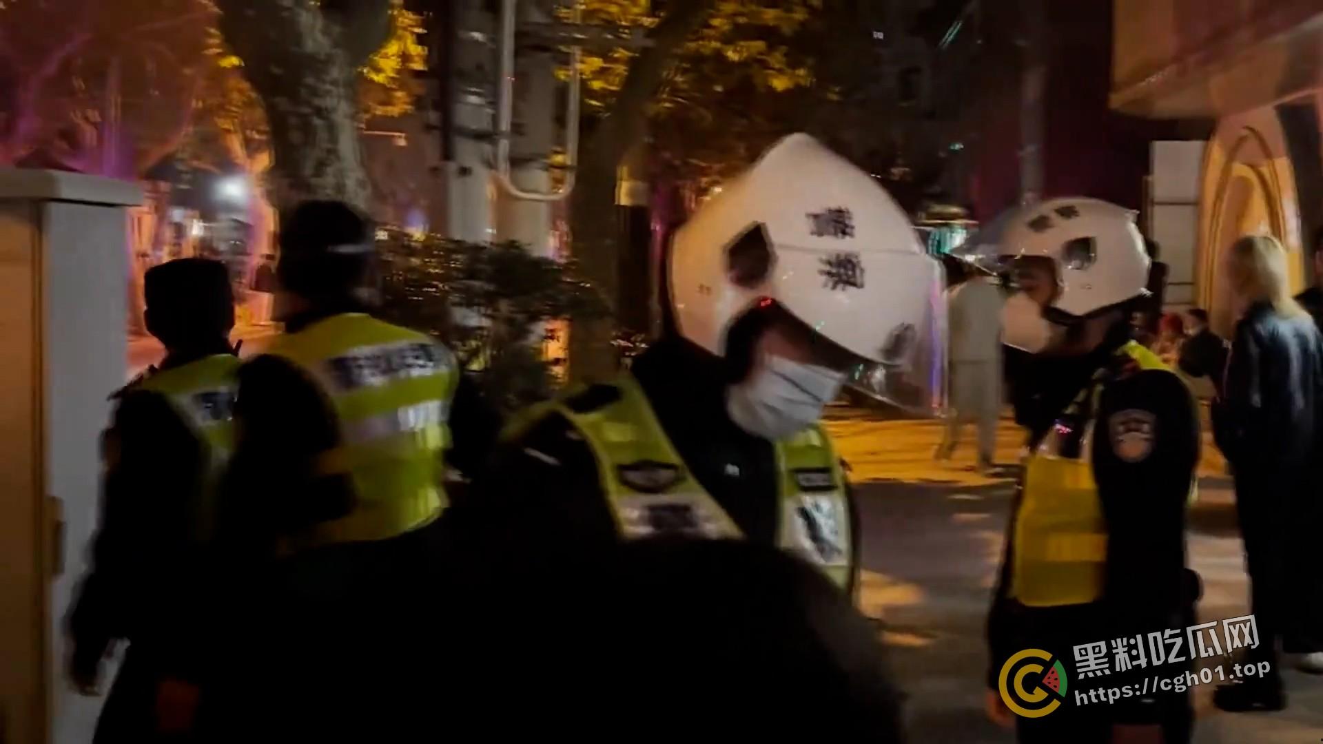 全网封禁！《乌鲁木齐中路》白纸运动纪录片  最全版本 第14张