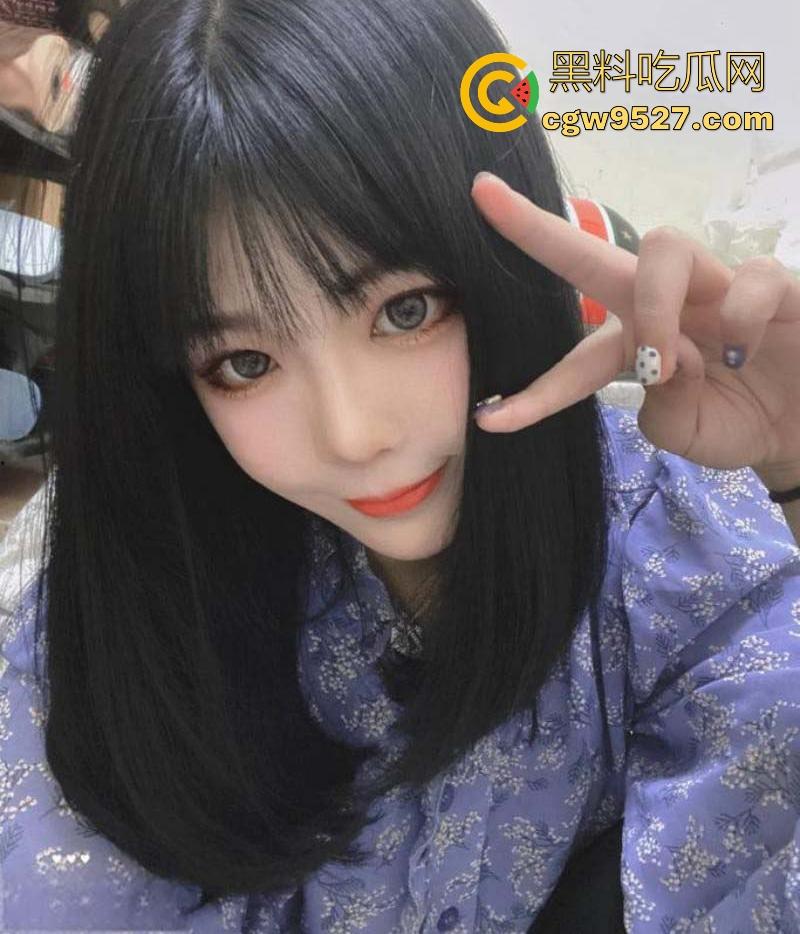 华中科技大学【梨雯雯】性瘾小母狗，3年时间约炮上百人，操过的炮友都夸这妹子活好，堪称华中科技大学最骚母狗！  第3张