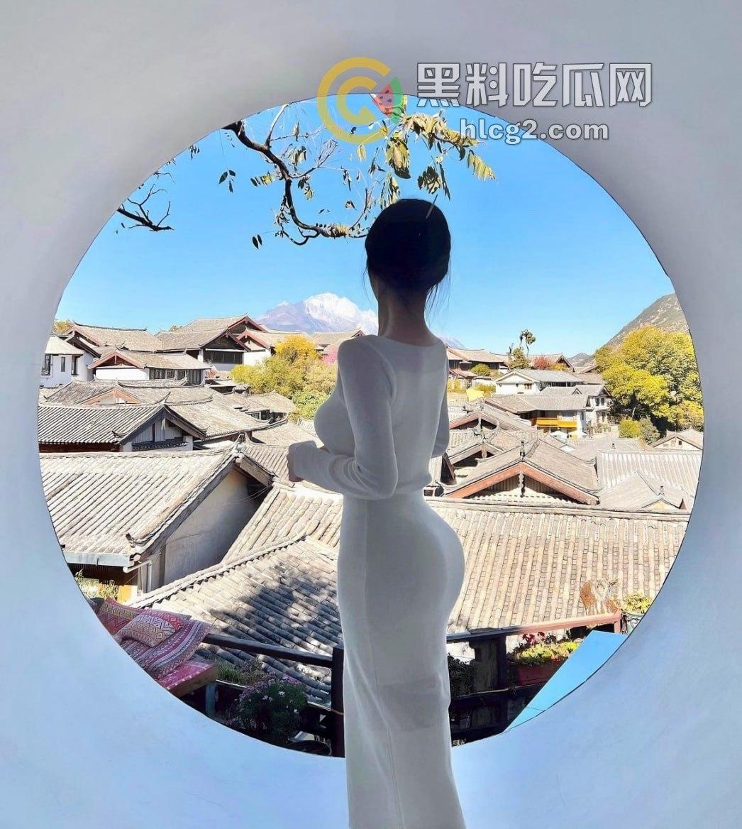 7月最新流出！帝都夫妻『catmttzz』推特福利，蜜桃臀女神极品双飞全景曝光！  第13张