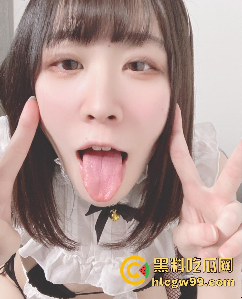 高颜值美乳福利姬【夏美酱】人前清纯人畜无害，网络上却是求操的肉便器，被群P凌辱，按住头爆操深喉！  第8张