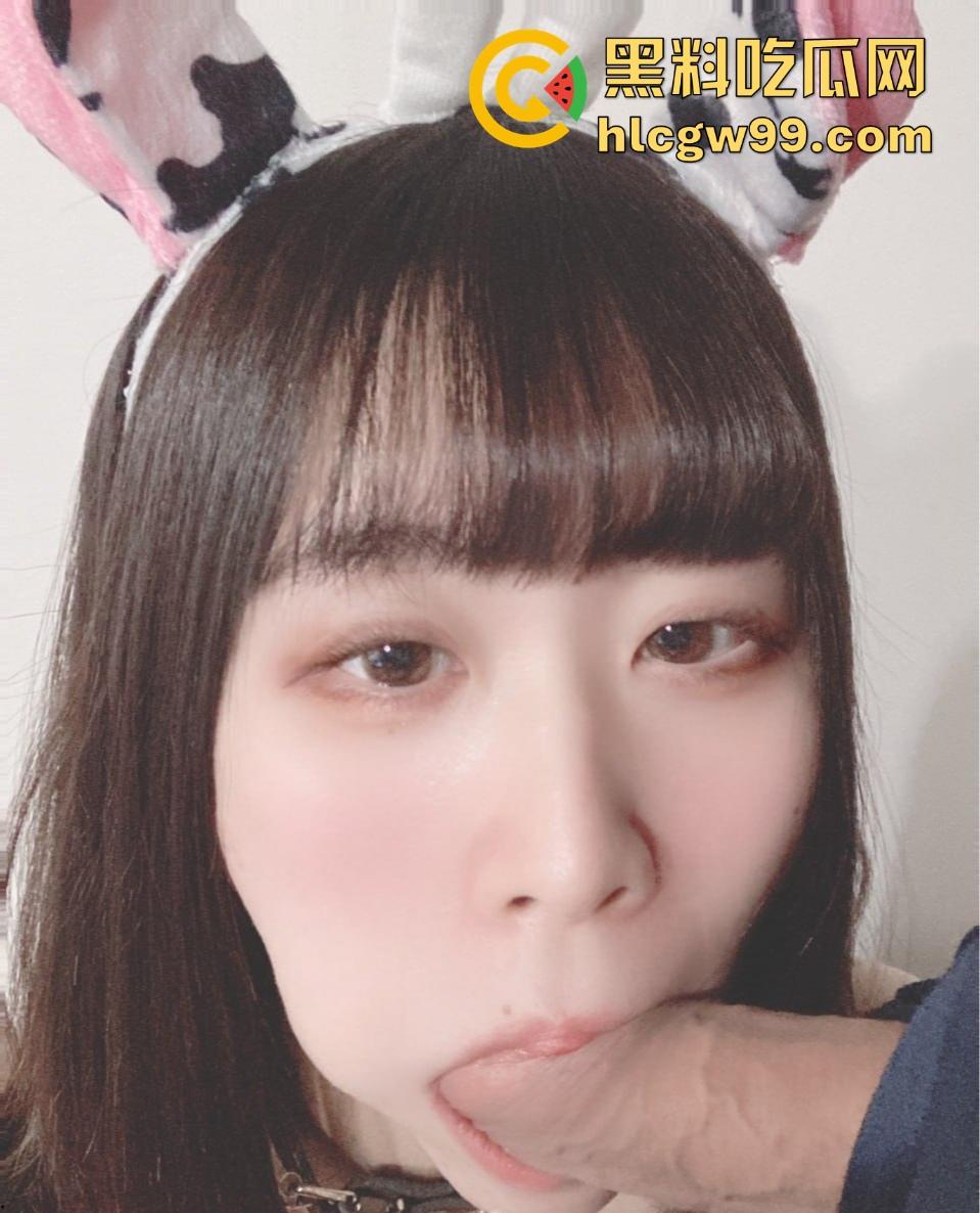 高颜值美乳福利姬【夏美酱】人前清纯人畜无害，网络上却是求操的肉便器，被群P凌辱，按住头爆操深喉！  第13张