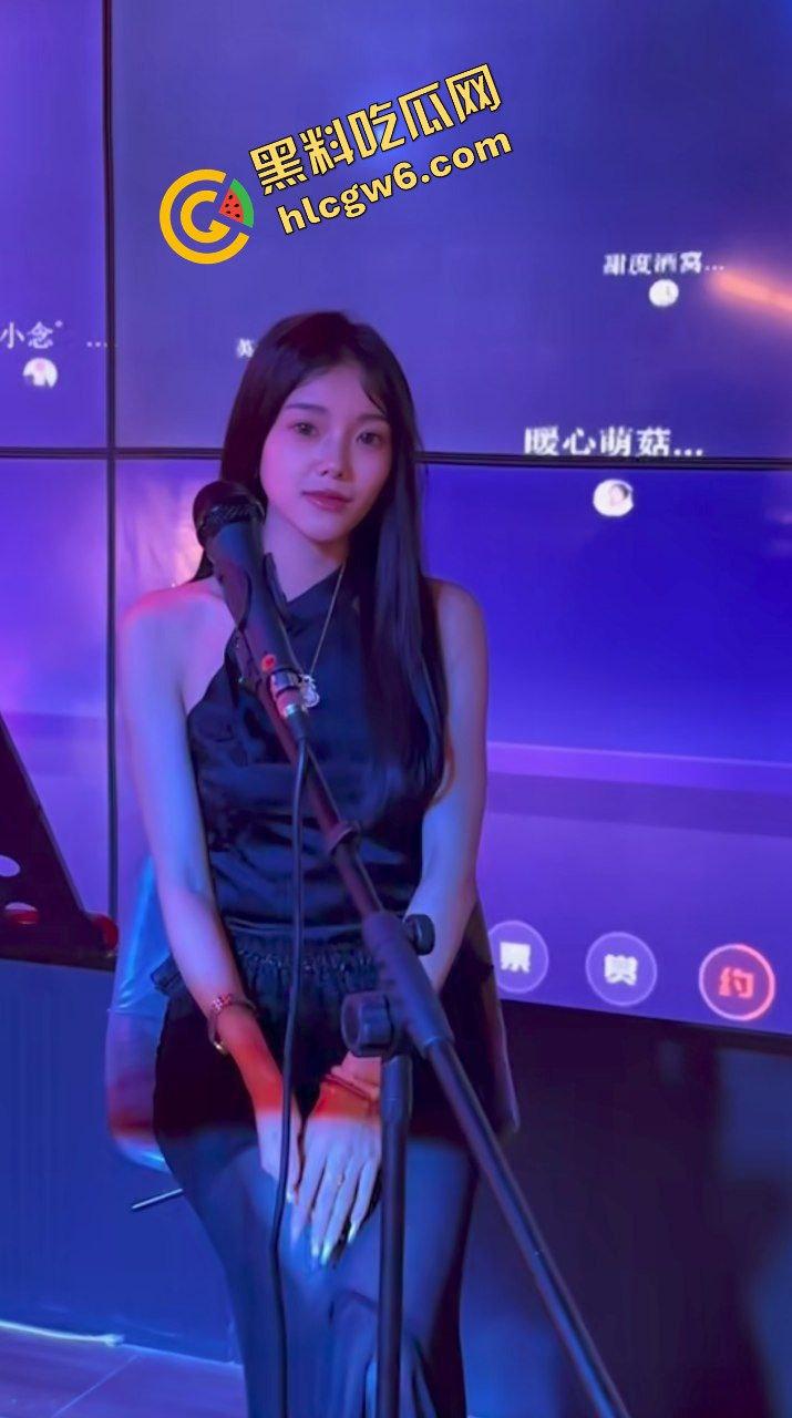 广西柳州南站00后反差婊骚鸡『张倩姿』勾引纹身单男 小巷穿黑丝干炮后怼射地！原创独家流出！  第2张