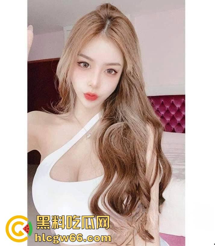 青青绿地 情侣早发情 偷拍学生党校园草坪性爱 春天还真是万物复苏的季节  第2张