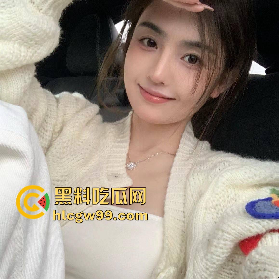 杭州美院【孙娜娜】白天射箭美少女晚上土豪专属母狗，户外露出极品美乳，回酒店换上黑丝制服撅屁股被干！  第1张