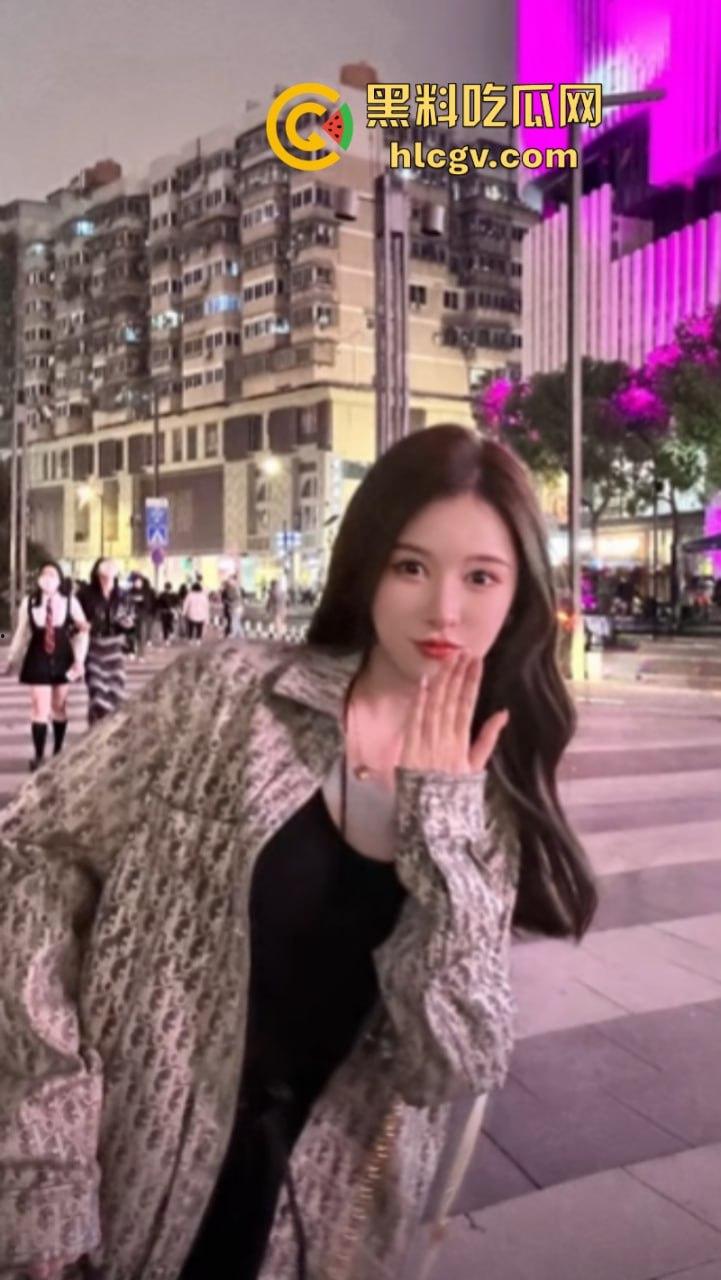 快手千万网红【二子爷】家暴出轨 潜规则偷吃女徒弟蓝牙 老婆曝光女徒弟给师傅深情口交视频！  第9张