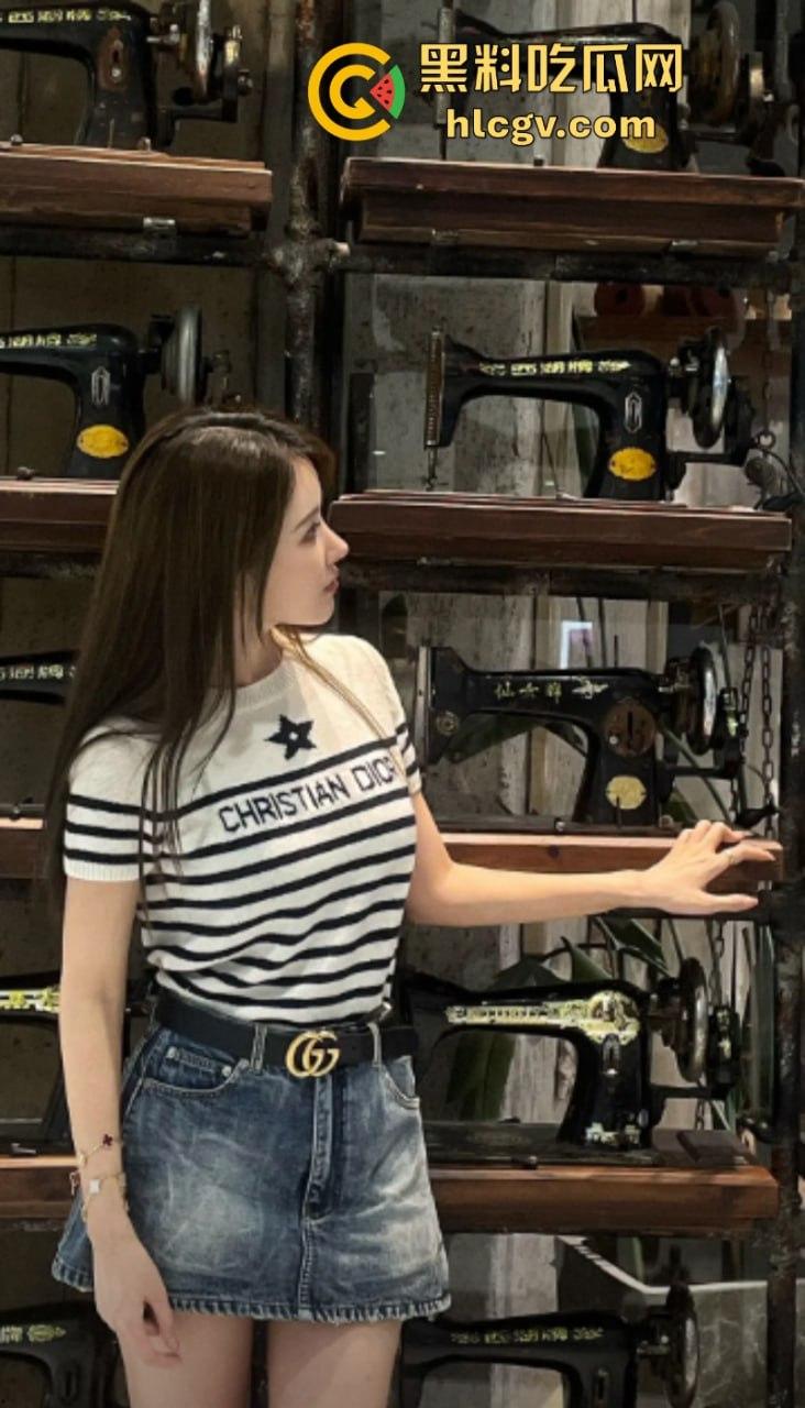 快手千万网红【二子爷】家暴出轨 潜规则偷吃女徒弟蓝牙 老婆曝光女徒弟给师傅深情口交视频！  第13张