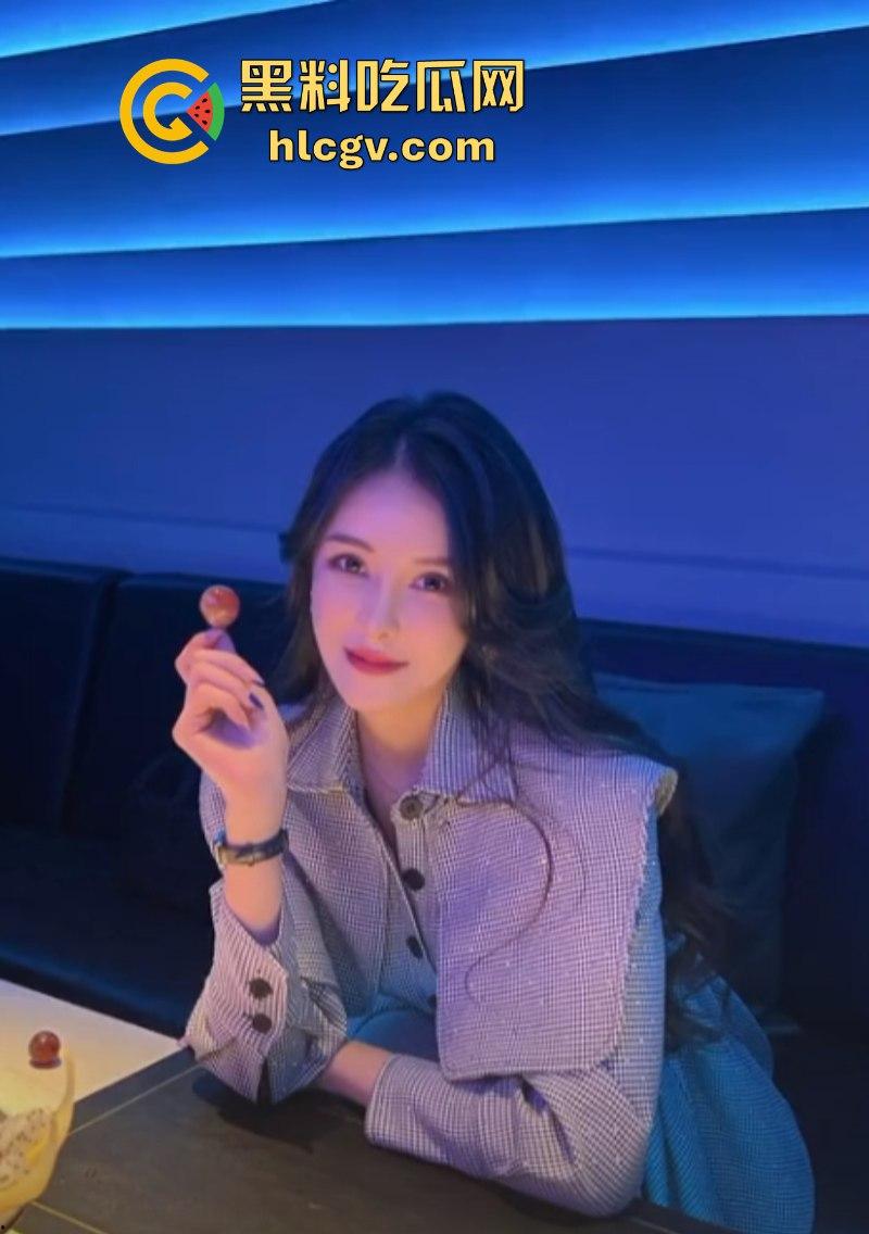 快手千万网红【二子爷】家暴出轨 潜规则偷吃女徒弟蓝牙 老婆曝光女徒弟给师傅深情口交视频！  第14张