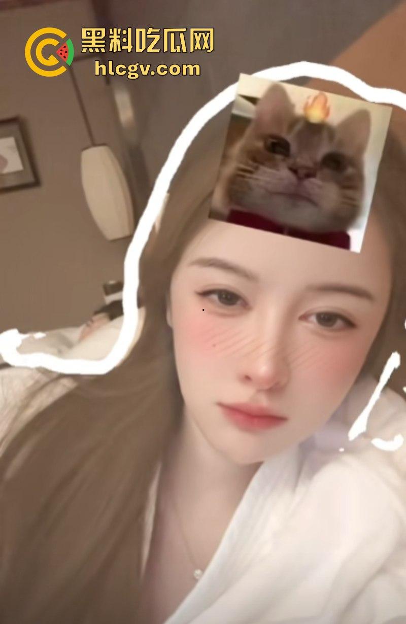 快手千万网红【二子爷】家暴出轨 潜规则偷吃女徒弟蓝牙 老婆曝光女徒弟给师傅深情口交视频！  第17张