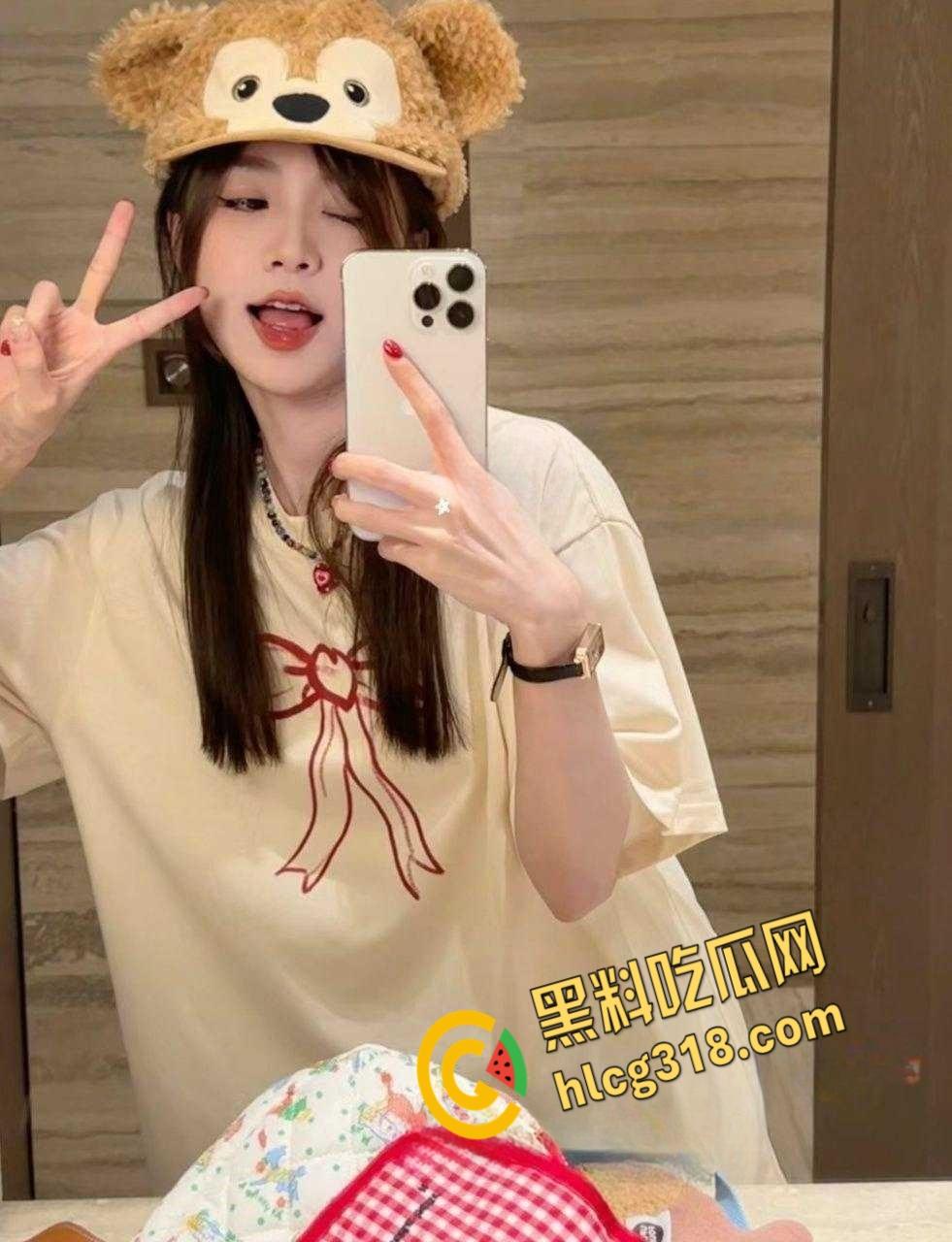 浙江大学清纯学妹【陈长蓉】，追了几天没想到还兼职外围，鲜花约会软磨硬泡白嫖，粉嫩小穴无套内射！  第2张