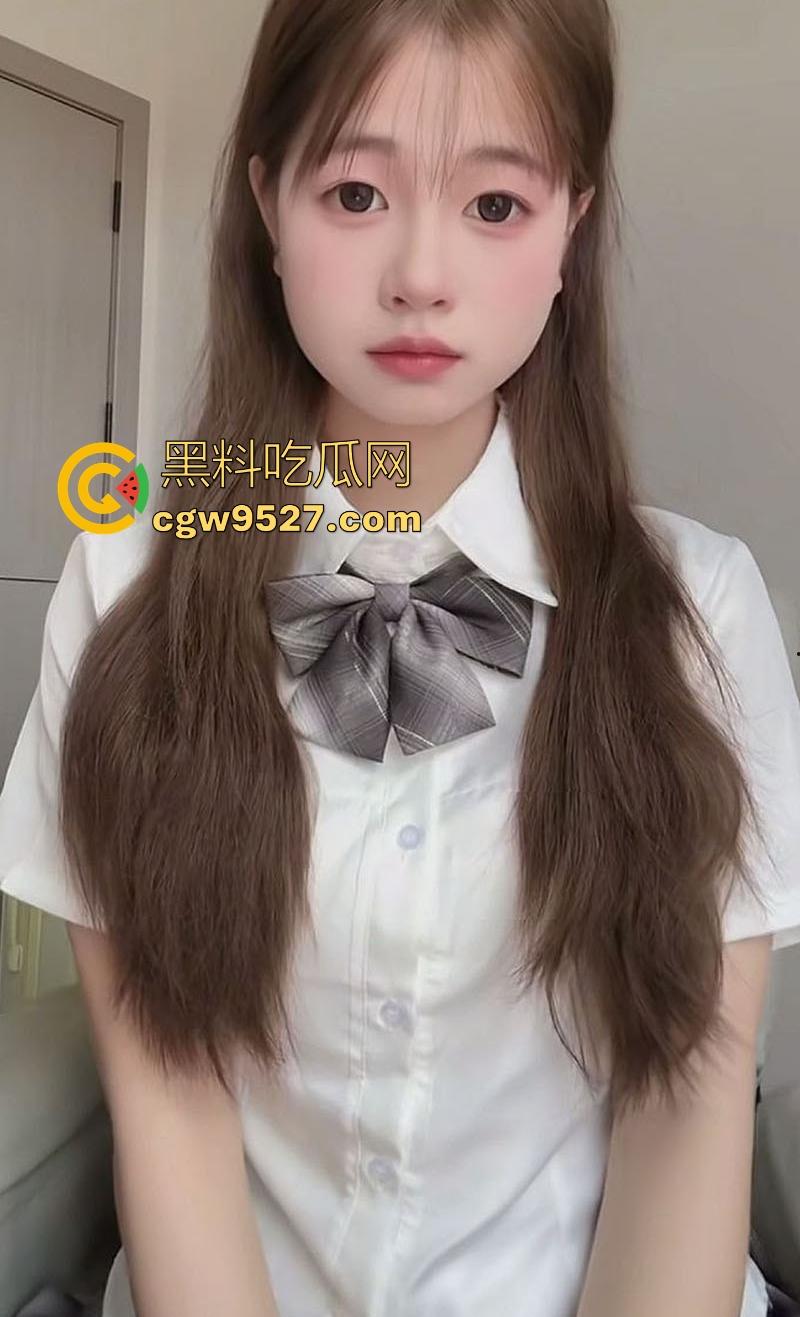 安徽职业技术学院00后极品嫩妹【张晓】私密视频流出，清纯如邻家女孩，各种性爱姿势撩人心弦，反差感拉满！  第2张