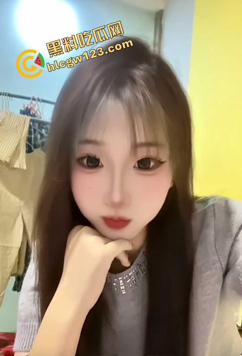 2000块砸晕嫩妹，东南文理学院08年学生『林七七』价码聊到明明白白，被爆一顿爆操捧臀猛干视频疯传！  第7张