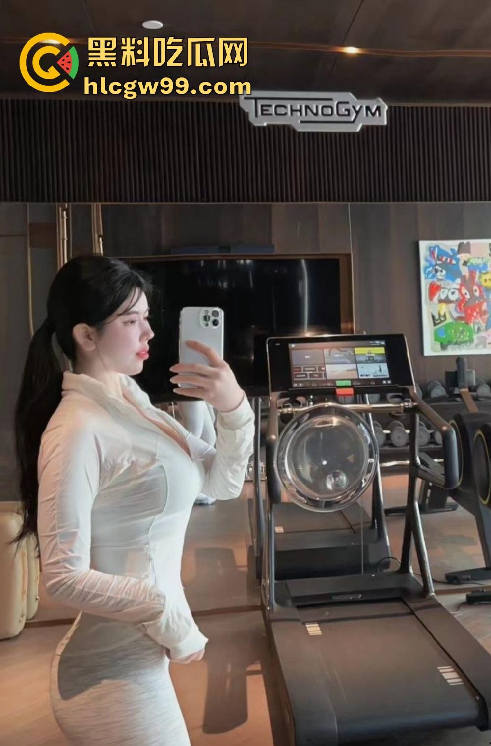 深圳气质绿茶【李萍莹】白天健身贵妇，夜晚跪操做母狗，高端包装下的骚货，身材火辣骑一次就上瘾！  第2张