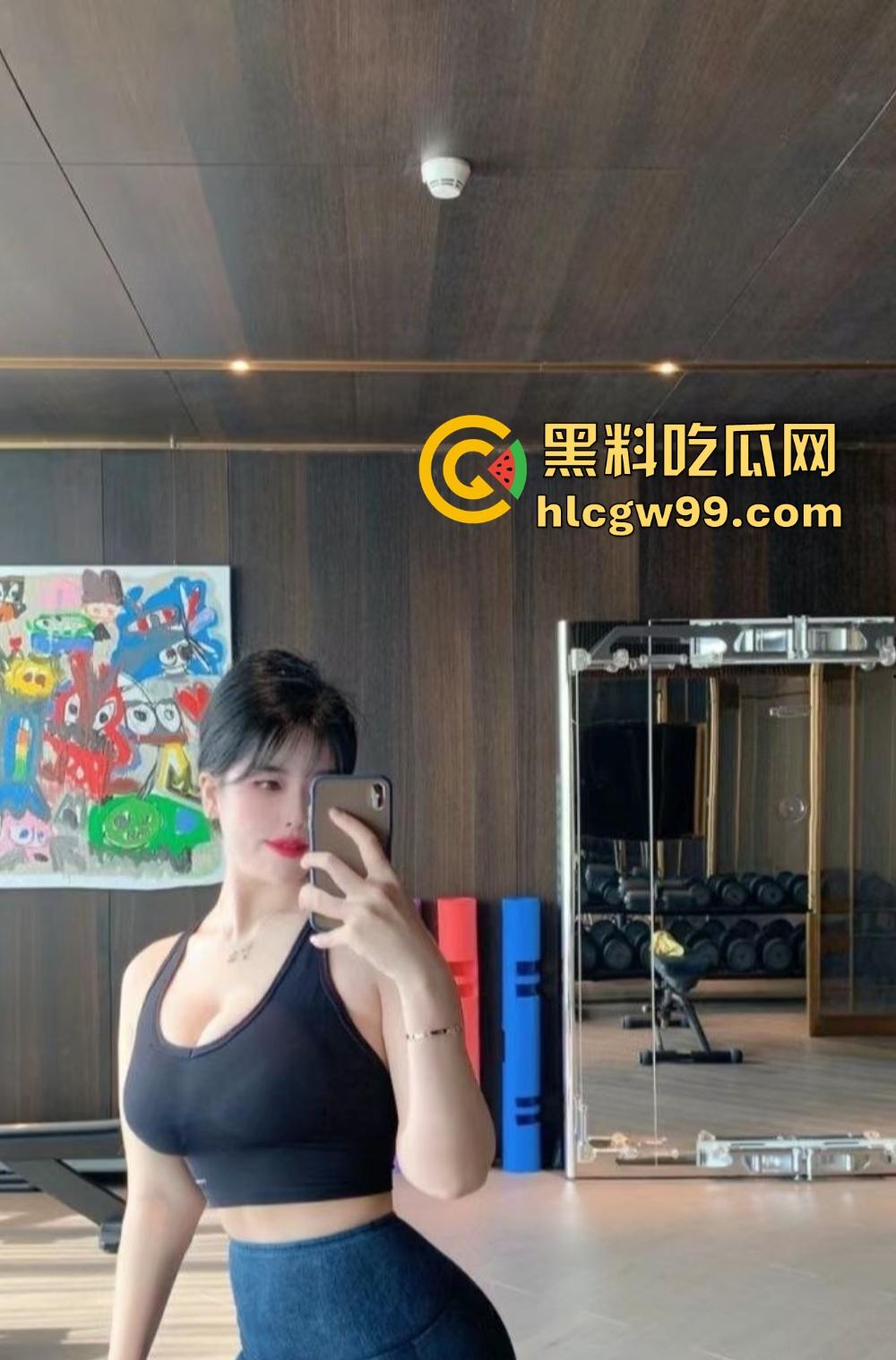 深圳气质绿茶【李萍莹】白天健身贵妇，夜晚跪操做母狗，高端包装下的骚货，身材火辣骑一次就上瘾！  第9张