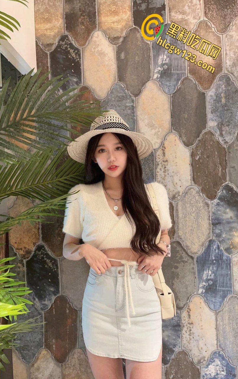 重庆主播【郝娜】直播露乳擦边，私下偷会大哥，菊花被捅被干的一直发抖 ！  第4张