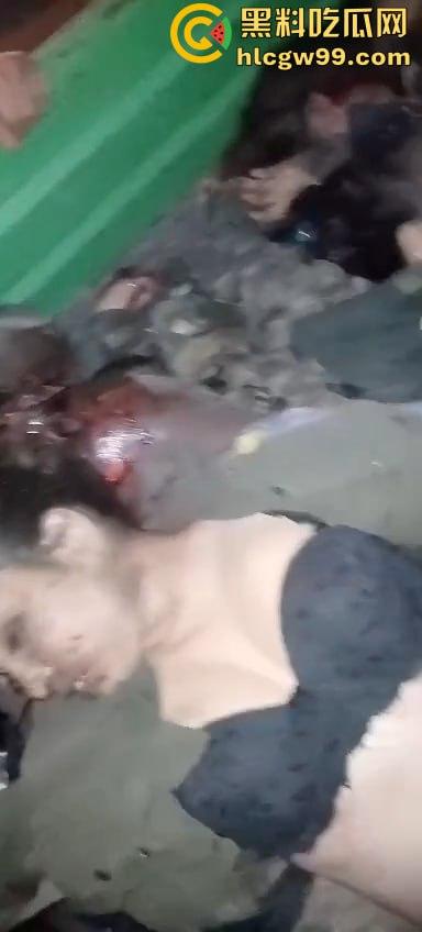 哥伦比亚武装冲突，现场死伤无数遍地尸体， 上万人流离失所!总统宣布: 进入紧急状态!  第6张