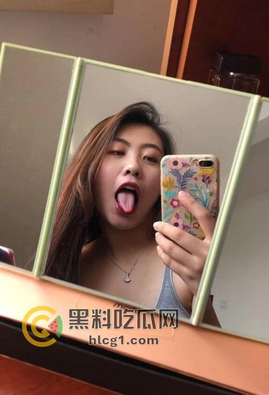 山航机长「何娜娜」原地干拔起飞，只为赶回去吃男友鸡巴，躺卧口爆视频被曝出！  第6张