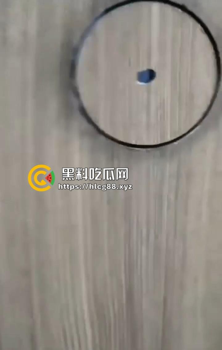 宁波万象城鸟洞事件，群友挖洞被抓，赔7000补窟窿，原来厕所鸟洞是他妈的专业户挖的！  第5张