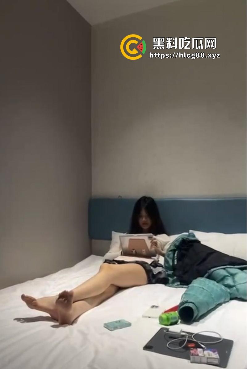 瓜友投稿！南京钟山技术学院【杨和馨】极品反差学生妹 到处约炮给男友带绿帽子 聊天记录视频曝光  第13张