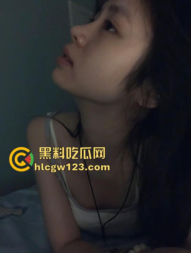 上戏翘臀女神【于子晏】,播音系24级骚母狗,背着男友网恋约炮,被当成母狗操还被曝光! 第4张 上戏翘臀女神【于子晏】,播音系24级骚母狗,背着男友网恋约炮,被当成母狗操还被曝光! 第4张