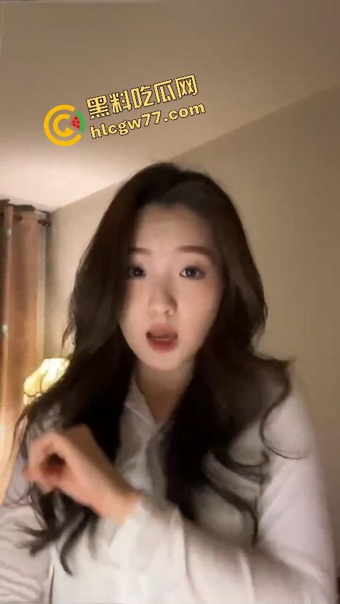 京城市二院护士『沈彤』云盘泄密流出,健身反差婊全裸骚舞 ,无套后入猛操嫩穴淫荡至极! 第7张 京城市二院护士『沈彤』云盘泄密流出,健身反差婊全裸骚舞 ,无套后入猛操嫩穴淫荡至极! 第7张