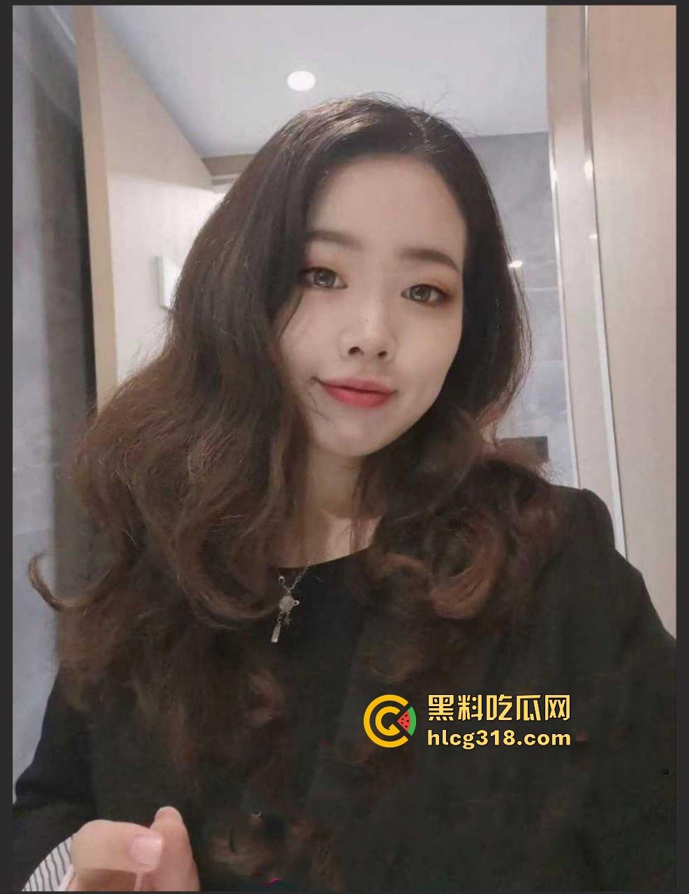 杭州检察官【李紫琪】堕落性爱视频曝光，白天是正襟危坐的检察官，夜晚却化身淫荡贱奴，跪地臣服！  第3张