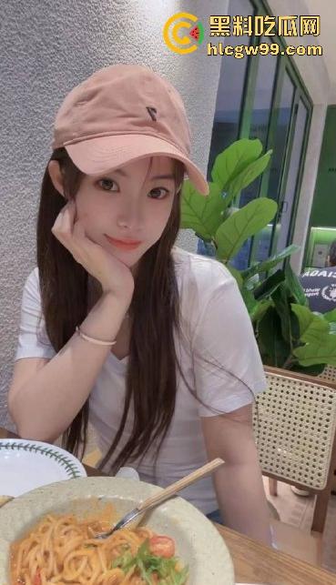 小编推荐!南京艺术学院反差母狗【刘文静】私密视频流出,骚货女神调教日常呻吟声直呼顶不住! 第2张 小编推荐!南京艺术学院反差母狗【刘文静】私密视频流出,骚货女神调教日常呻吟声直呼顶不住! 第2张