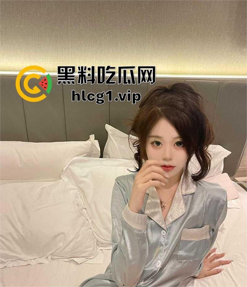 华东师范大三妹张妍霏,白月光外表下的SM狂热,皮带抽打中沉迷快感! 第5张 华东师范大三妹张妍霏,白月光外表下的SM狂热,皮带抽打中沉迷快感! 第5张