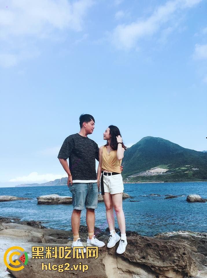 白领少妇白天端庄淑女，背地里骚得飞起，吃鸡巴比饭还香！  第1张