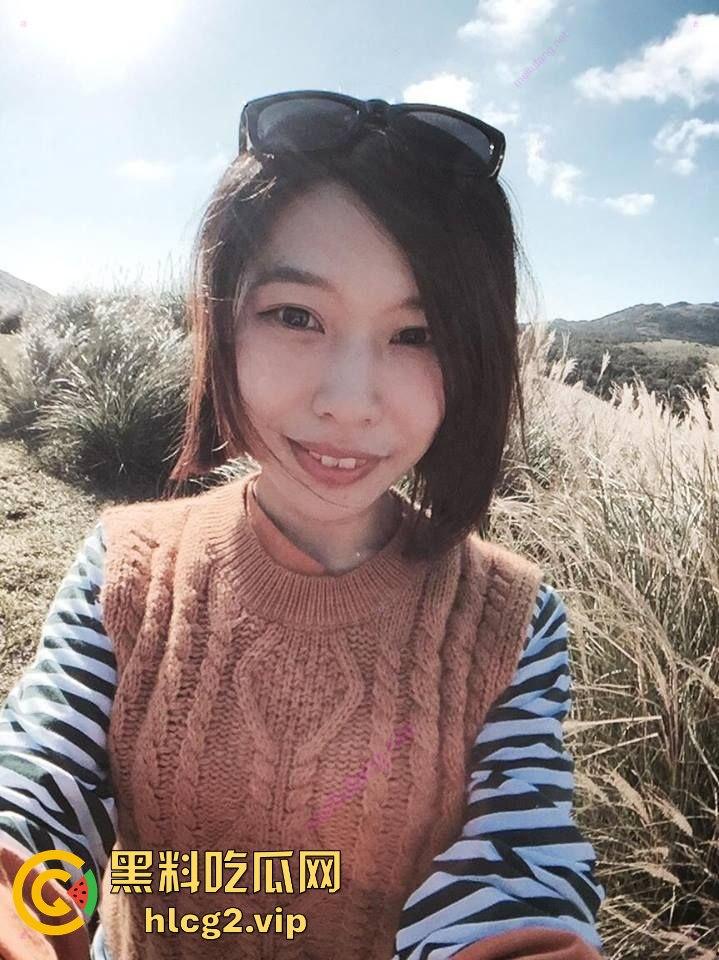 白领少妇白天端庄淑女，背地里骚得飞起，吃鸡巴比饭还香！  第2张