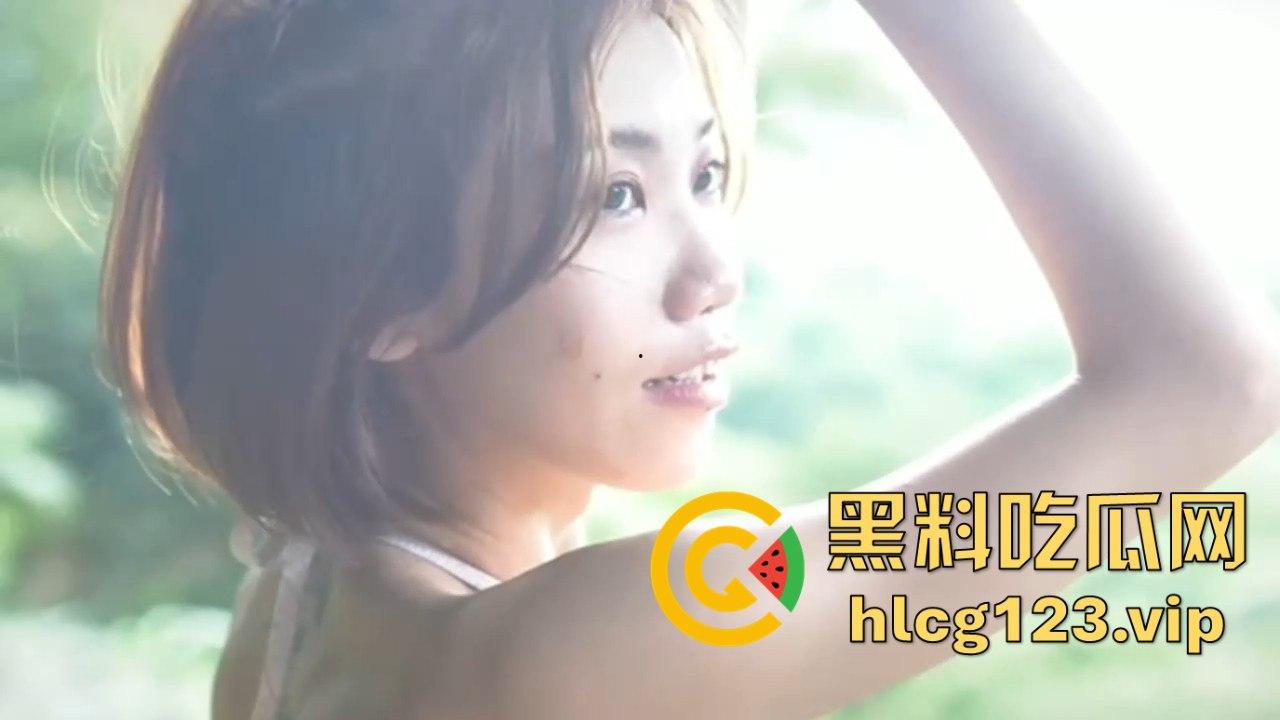 台湾高挑嫩模【欧阳皓月】野外全裸露出！偶遇路人摄影师拍下绝美蜂腰翘臀，性感泳衣瞬间失守！  第1张