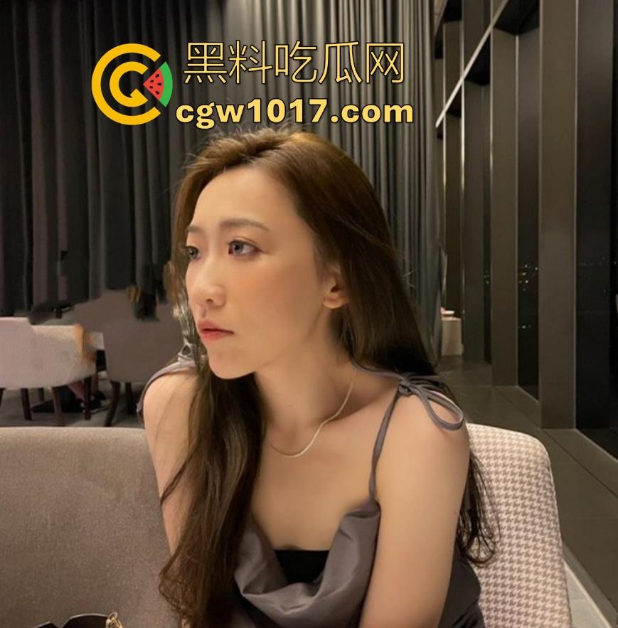 上海金融女王【李润雪】竟是人人可骑的公车!完美身材的高颜值御姐,私下和老总团建玩群p,真是够反差的了! 第1张 上海金融女王【李润雪】竟是人人可骑的公车!完美身材的高颜值御姐,私下和老总团建玩群p,真是够反差的了! 第1张