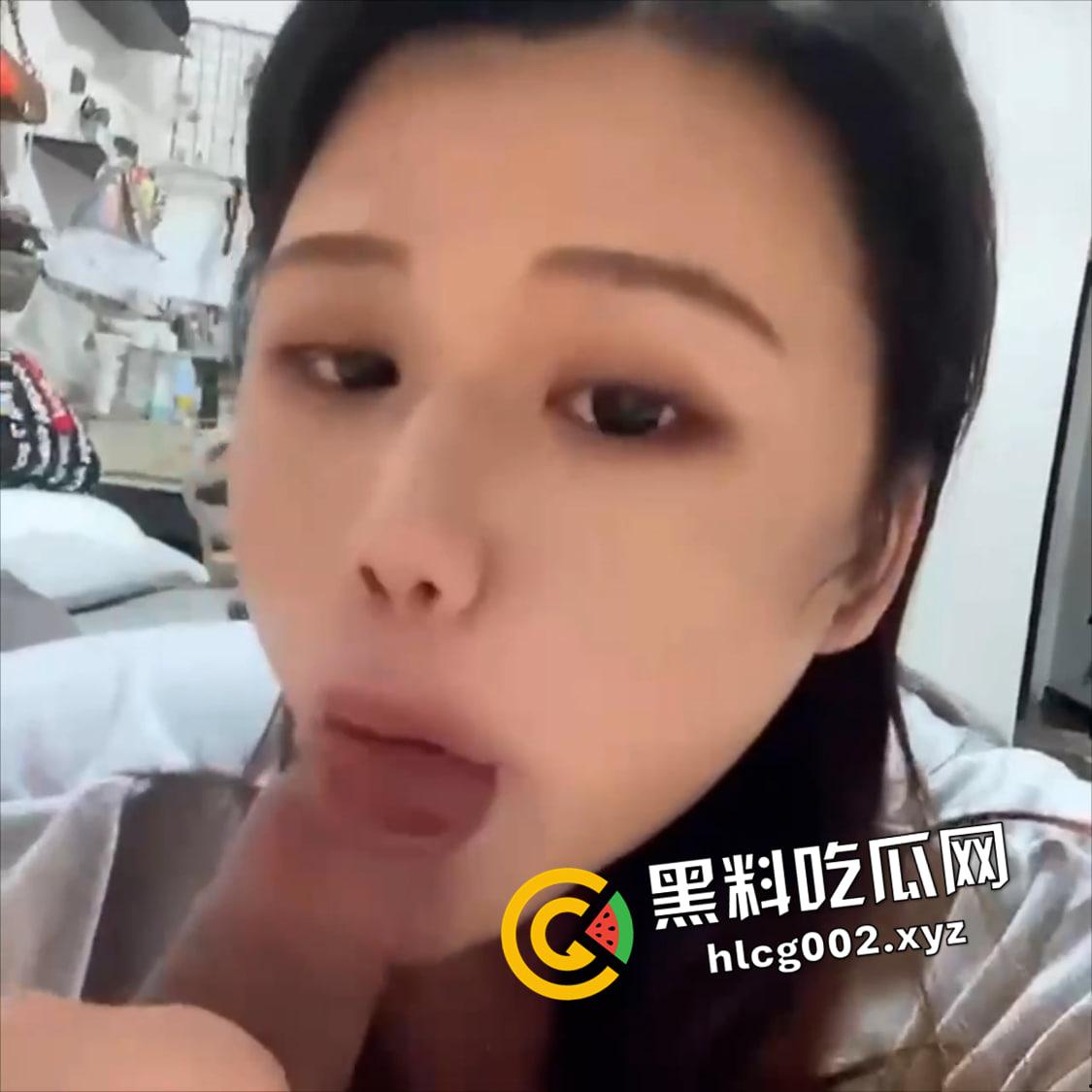 深圳电大微胖女大学生 文具塞逼勾引网友 口活一觉 蛋蛋都要吸出来了  第2张