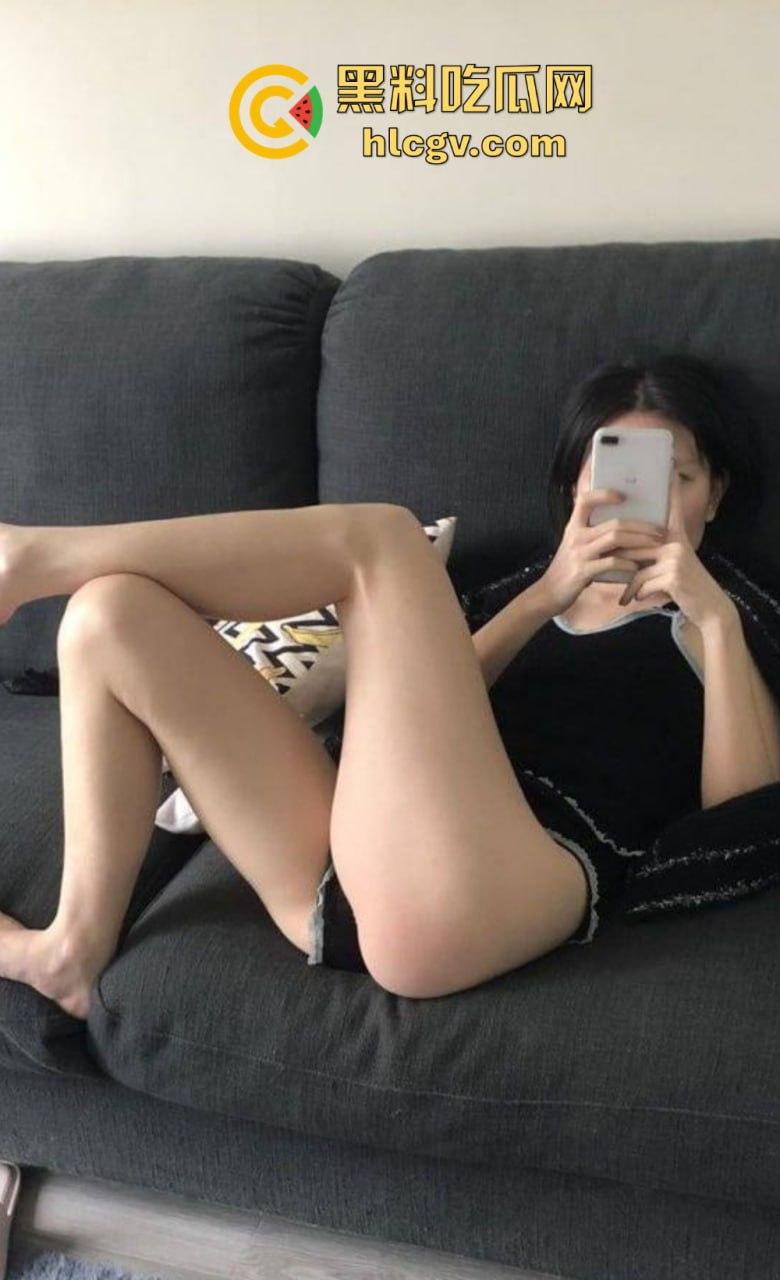 南充美女【李婉钰】被前男友曝光私密视频!黑丝长腿玩兴跳,长棍插穴骚气爆棚! 第11张 南充美女【李婉钰】被前男友曝光私密视频!黑丝长腿玩兴跳,长棍插穴骚气爆棚! 第11张