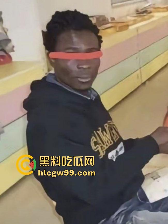 贵族学校黑人外教睡了100多个家长 还拍摄视频至外网供人欣赏,国人娶媳妇不要去,黑人娶媳妇倒贴送逼! 第9张 贵族学校黑人外教睡了100多个家长 还拍摄视频至外网供人欣赏,国人娶媳妇不要去,黑人娶媳妇倒贴送逼! 第9张